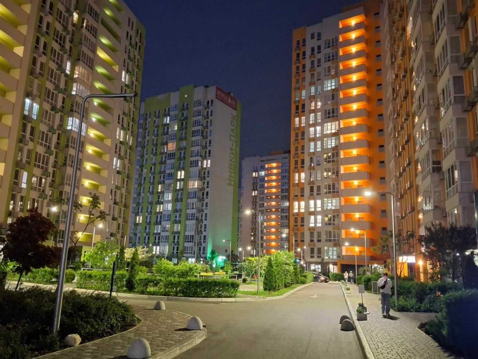 Продаж 2-кімнатної квартири з ремонтом, 2й поверх | ЖК «Нивки Парк» | метро Нивки 5 хв