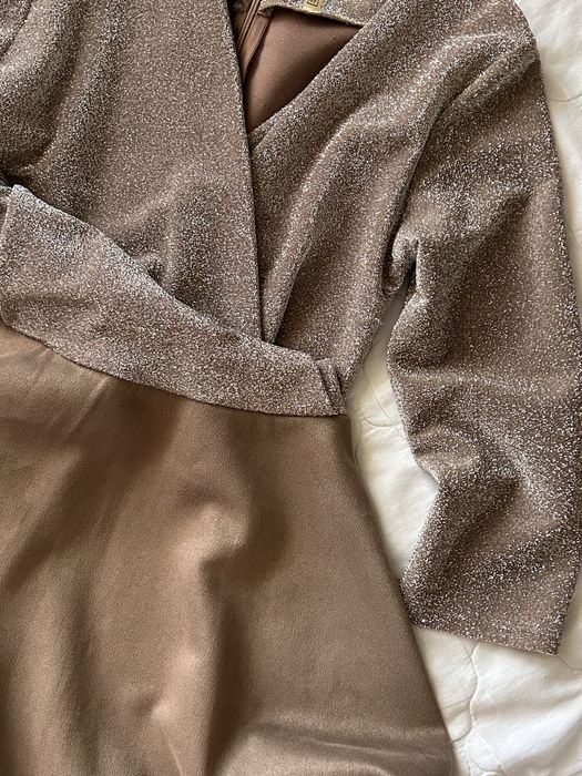 Продам сукню!