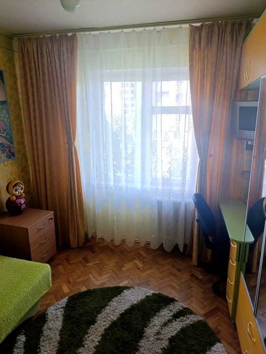 Пропонується в оренду двох кімнатна квартира біля метро Лівобережна. Вул. Окіпної Раїси 5. - Вид 2