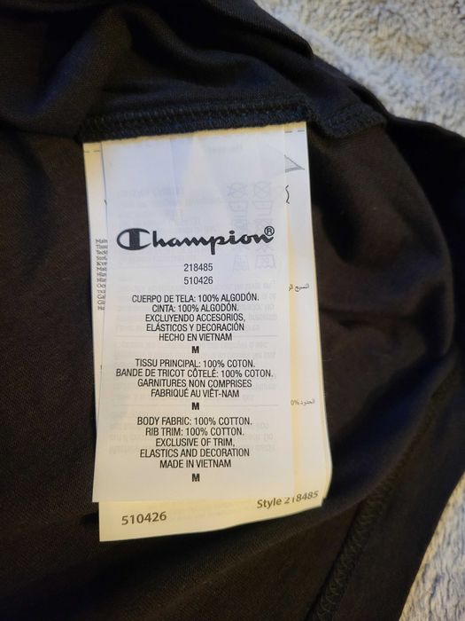 Bluzka / Long sleeve Champion, rozmiar M - niedostępny na rynku