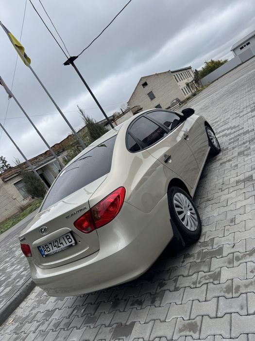 Продам Hyundai Elantra 2010 рік