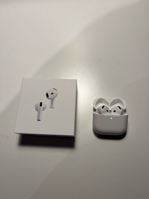 Airpods 4 com cancelamento de ruido