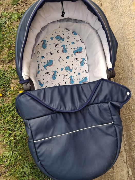 Дитячий візочок Deluxe