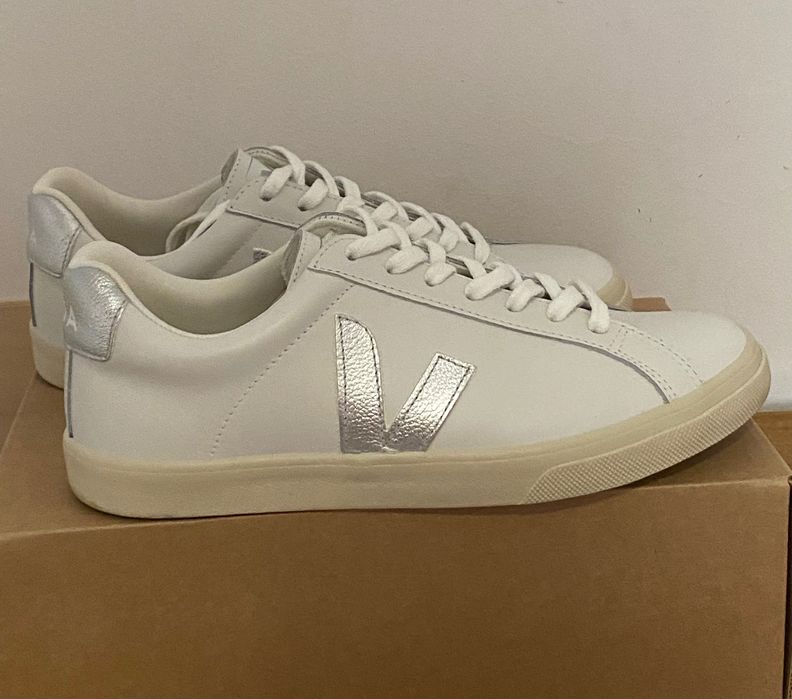 Sapatilhas VEJA novas