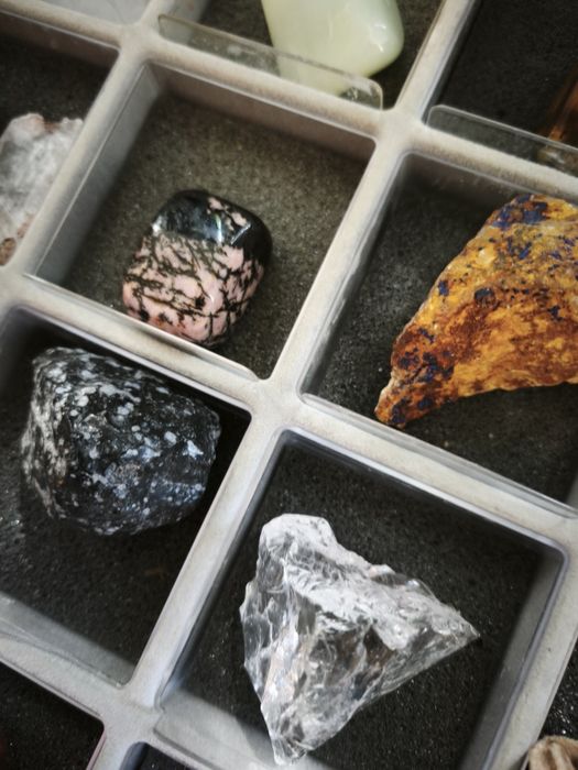 Coleção minerais grandes