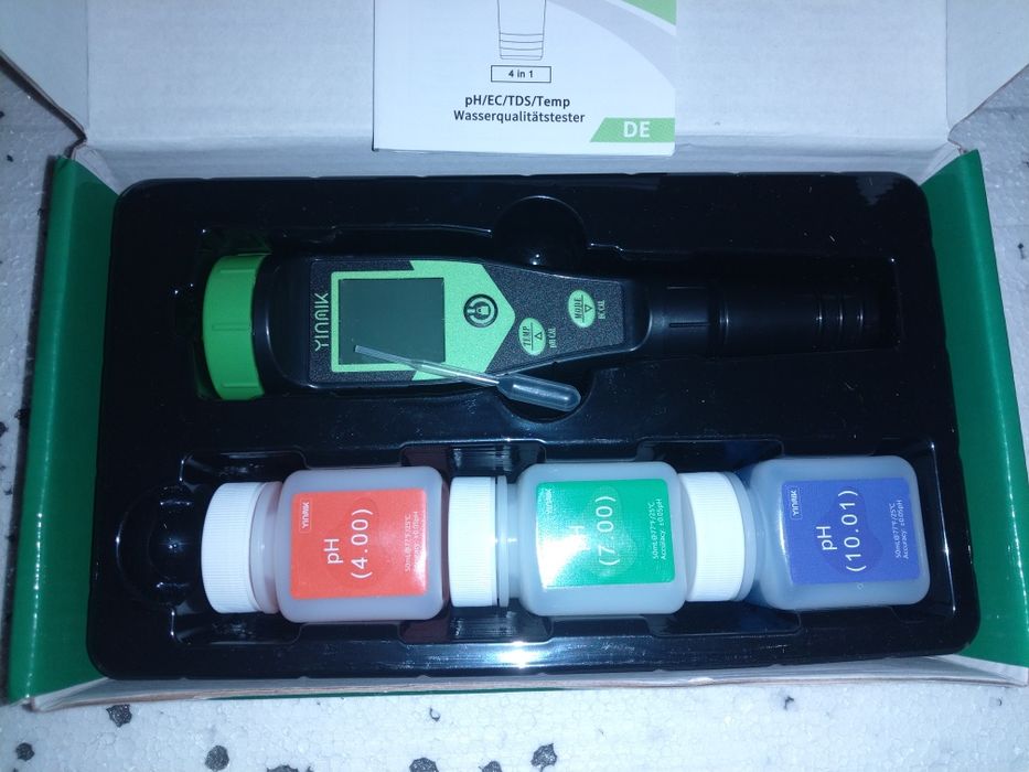 YINMIK pH EC Meter Pool pH Tester 4 w 1 Miernik przewodności Tester
4.