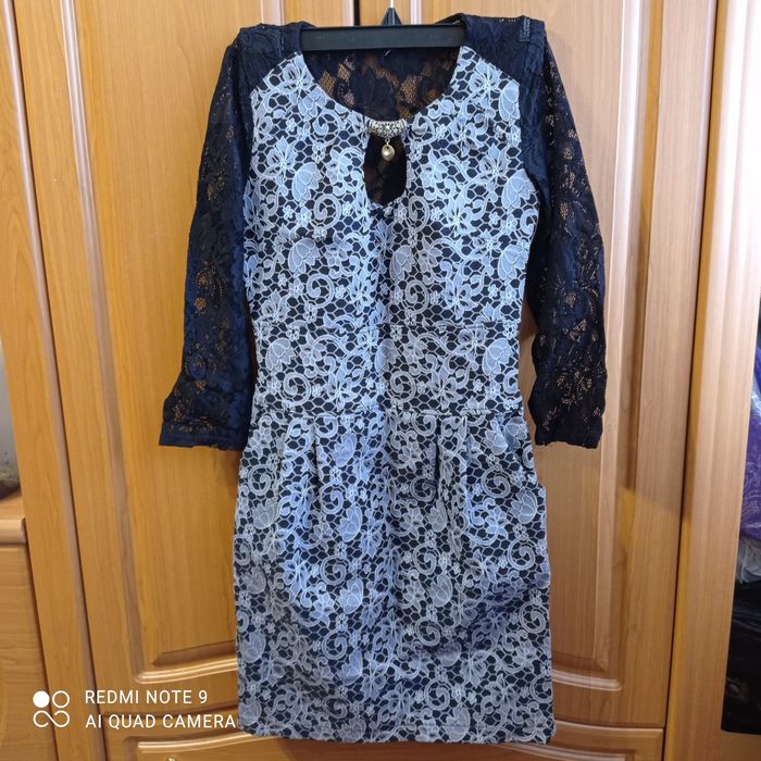 Стильне жіноче плаття