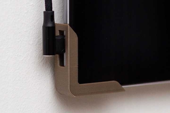 OUTLET Uchwyt NA ŚCIANĘ do tabletu 8mm