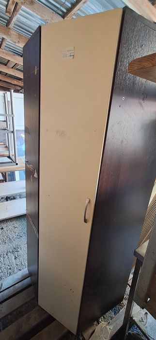 Шкаф для одягу  тройний