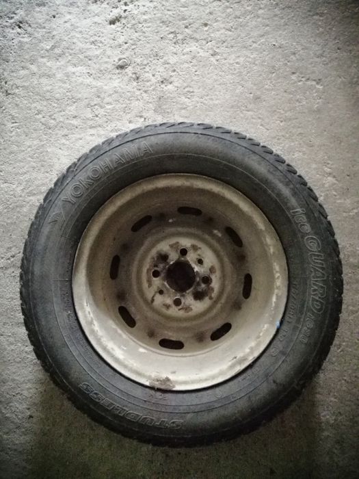 Продам шини з дисками