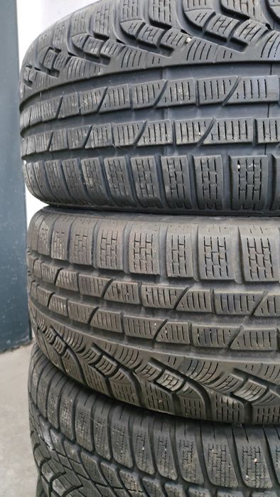 Opony zimowe 225/50/17