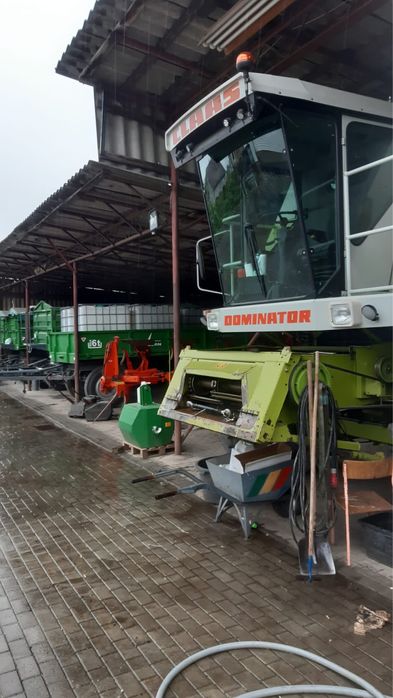 Konstrukcja wiaty 25x8