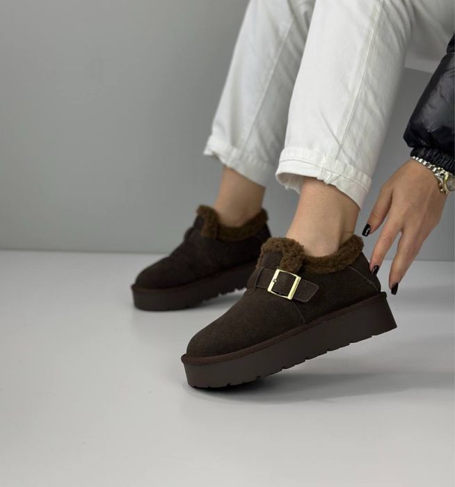 Уги шоколадного кольору 39 розмір