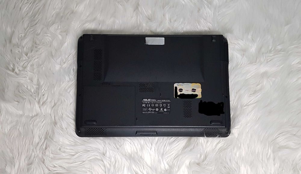 Laptop Asus K50IJ 15,6" Intel Pentium 3GB RAM, Dysk SSD 1 TB Ubuntu