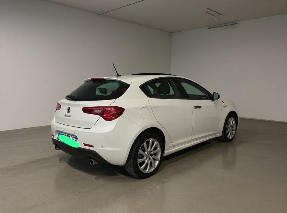 Alfa Romeo Giulietta 2.0 JTDM 16V Turismo
