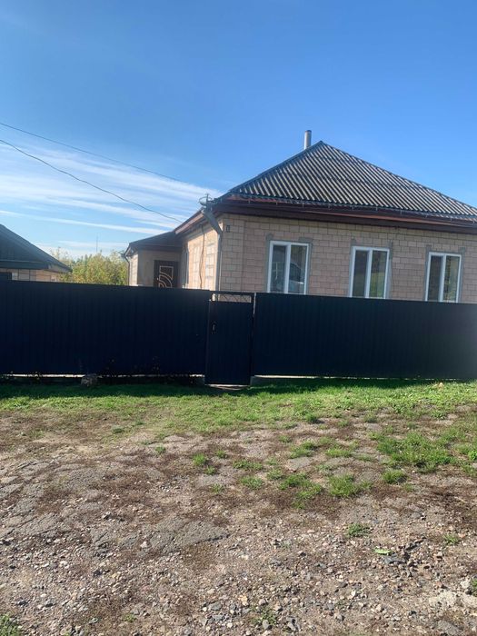 Продаж будинку в Золотоноші