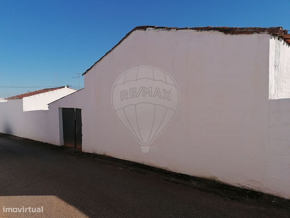Moradia T2 para venda