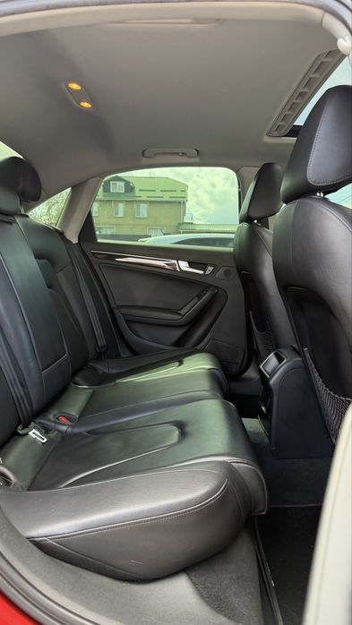 Audi Ауді A4 В8 FL S-line 2014р 2,0 бенз 8АКПП ОБСЛУГОВАНА