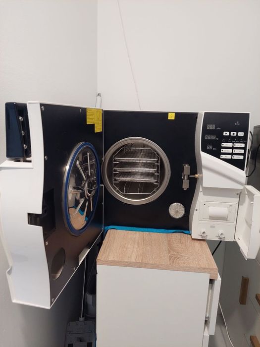 Autoklaw medyczny SteamIT LCD 12L