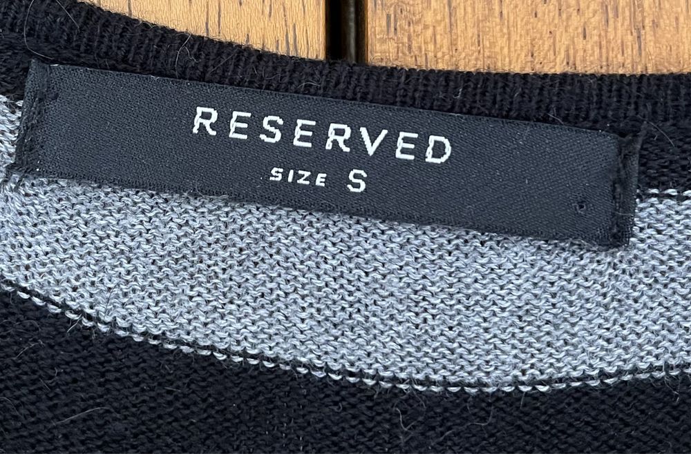 Sukienka Reserved