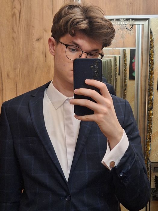 Garnitur męski granatowy 188