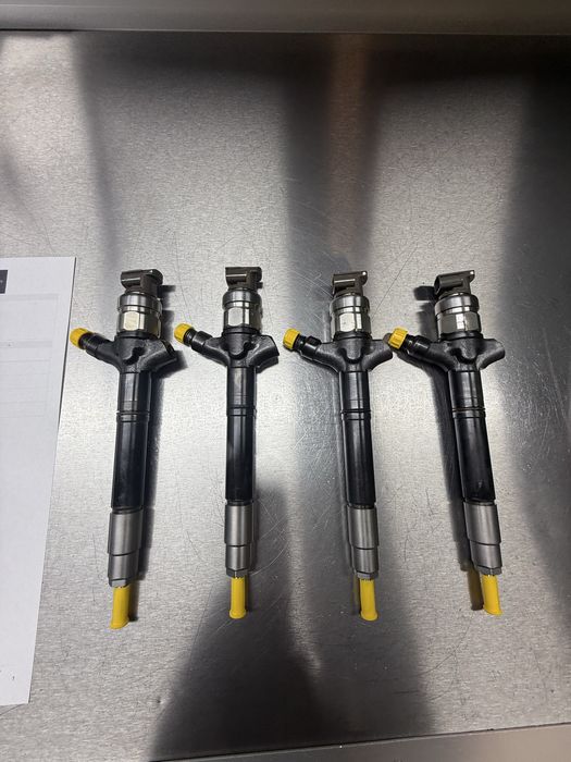 Форсунки 23670-0R030 , 2370-0R020