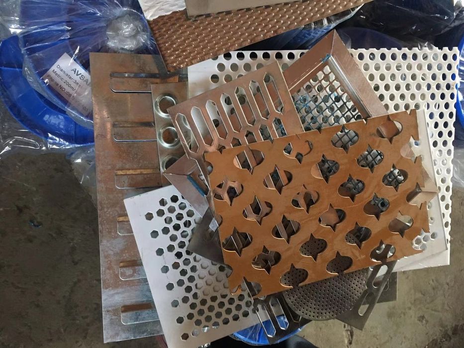 Перфолист Сітка Сетка в асортименті в різних товщинах і дирках в наявн