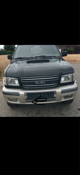 Isuzu trooper 2001 год