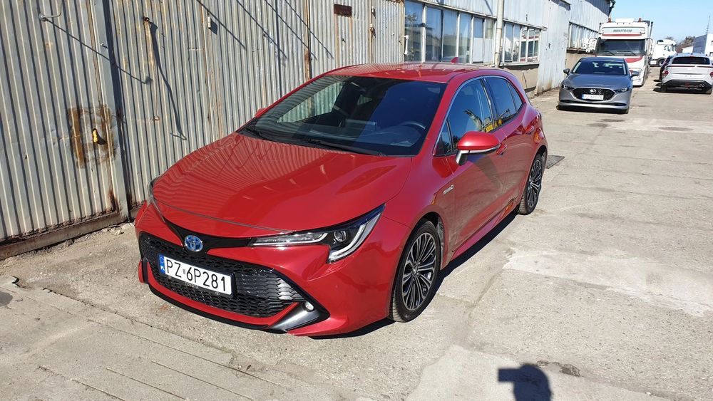 Toyota Corolla 1.8 Hybrid StylTech 5-Drzwi hatchback  , salon Polska