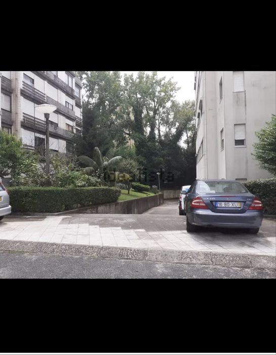 Lugar Garagem para 1 veiculo