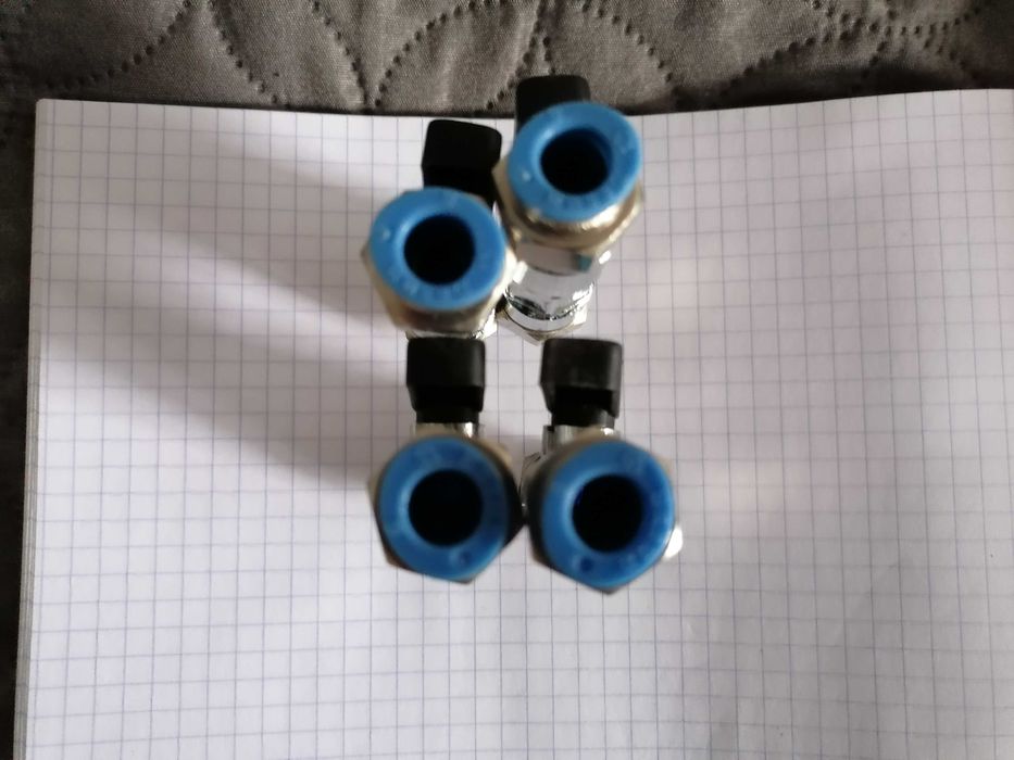 Komplet 4 zaworów kulowych Aignep 1/4" szybkozłączki pneumatyczne,nowe