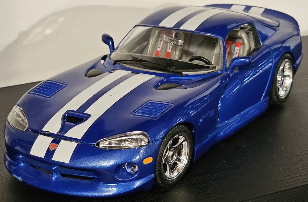 Dodge Viper GTS Coupe 1:18 Bburago