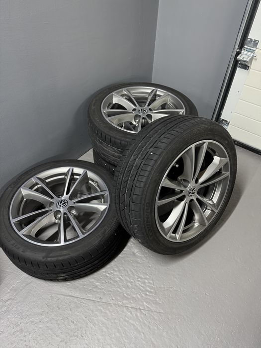 Литые диски на новой резине R17