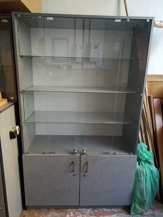 Шкафы и тумбы из ДВП и стекла + подсветка