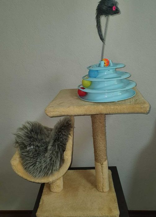 Когтеточка игрушка для котов лежанка