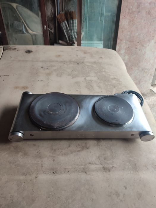 Fogão elétrico a funcionar bem