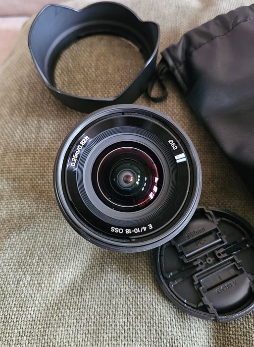 SONY E 10-18мм f4 OSS SEL1018 - ультраширокий зум-об'єктив