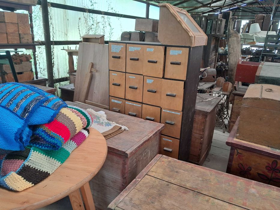 stare drewniane drzwi