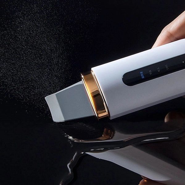 Profesjonalny Peeling Kawitacyjny Wielofunkcyjny Złoty