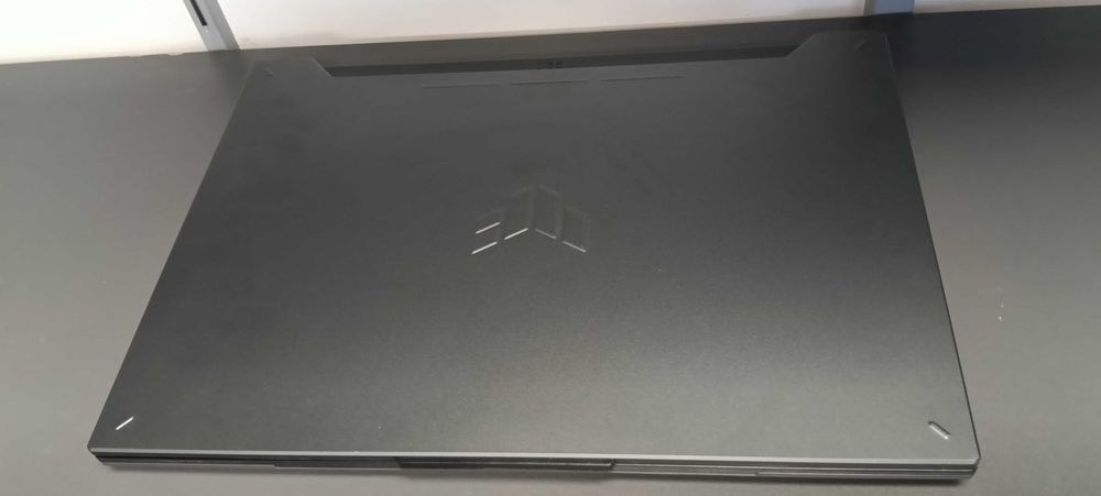 Laptop gamingowy Asus TUF Gaming A15 / 1TB SSD / RTX4050