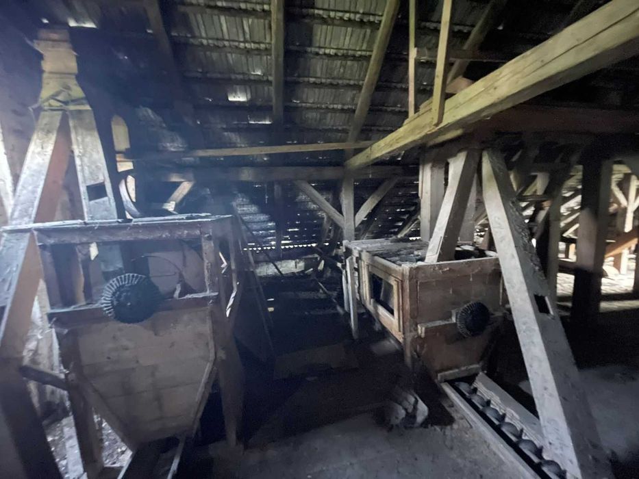 Продається старий автентичний  млин 10 км до кордону