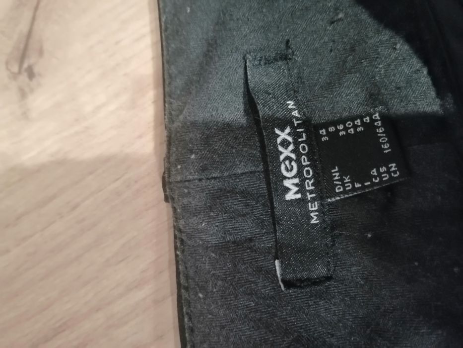 Czarne cygaretki Mexx Metropolitan 34