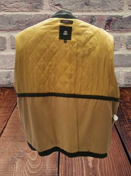 Blusão em pele natural