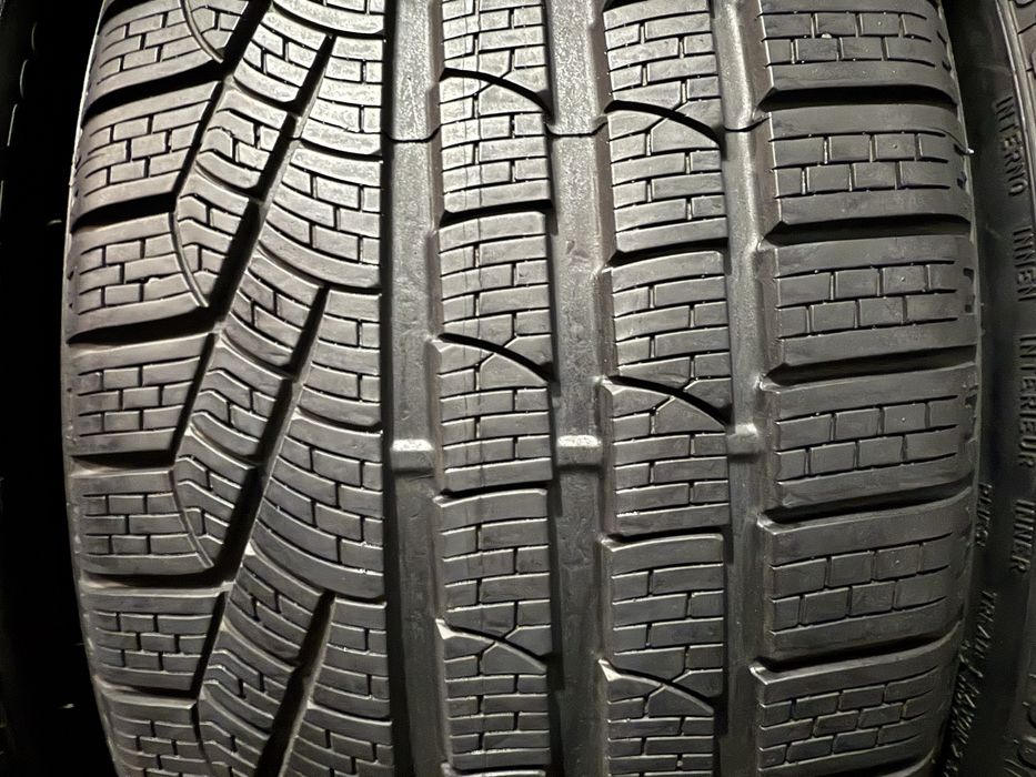 245/35 r20 Pirelli 4 шт.