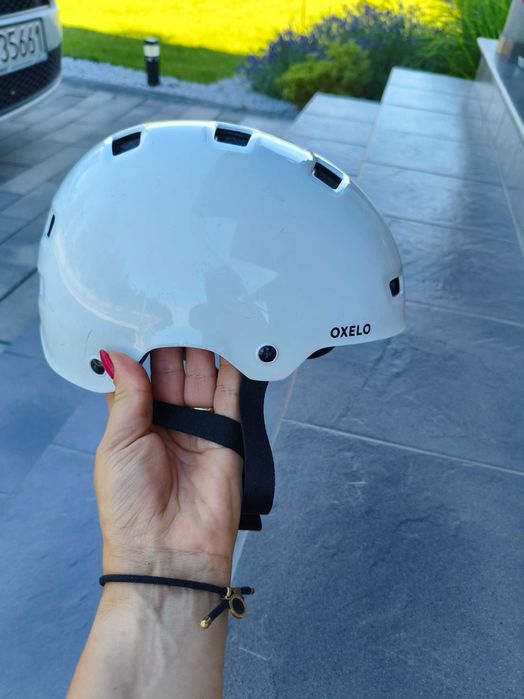 Kask biały na hulajnogę, rower