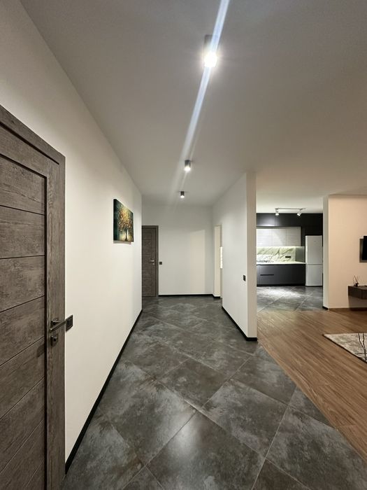 Оренда 3-кімнатної квартири на Стрийській