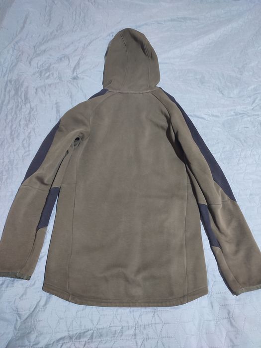 Кофта puma с молнией и капюшоном