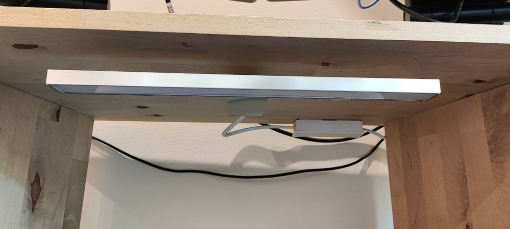Base elevatória para monitor