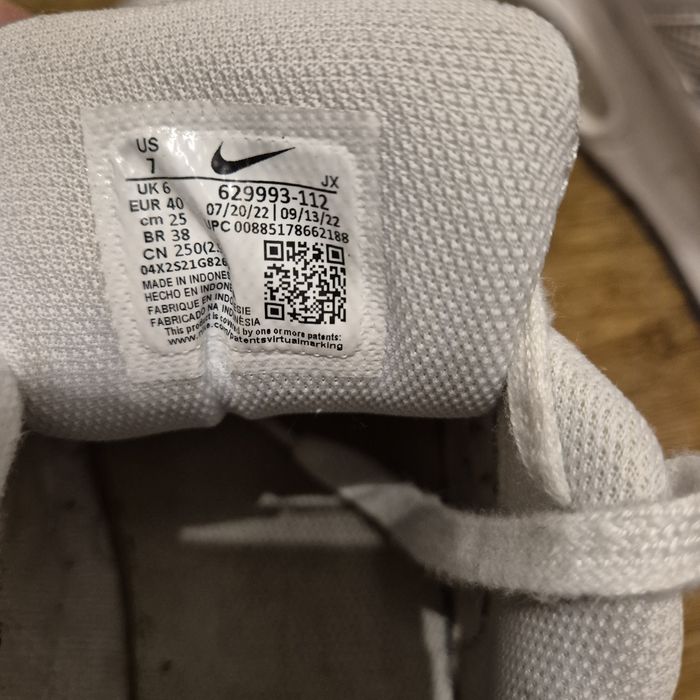 Sneakersy Nike Air Max Command Biały r.40 US 7