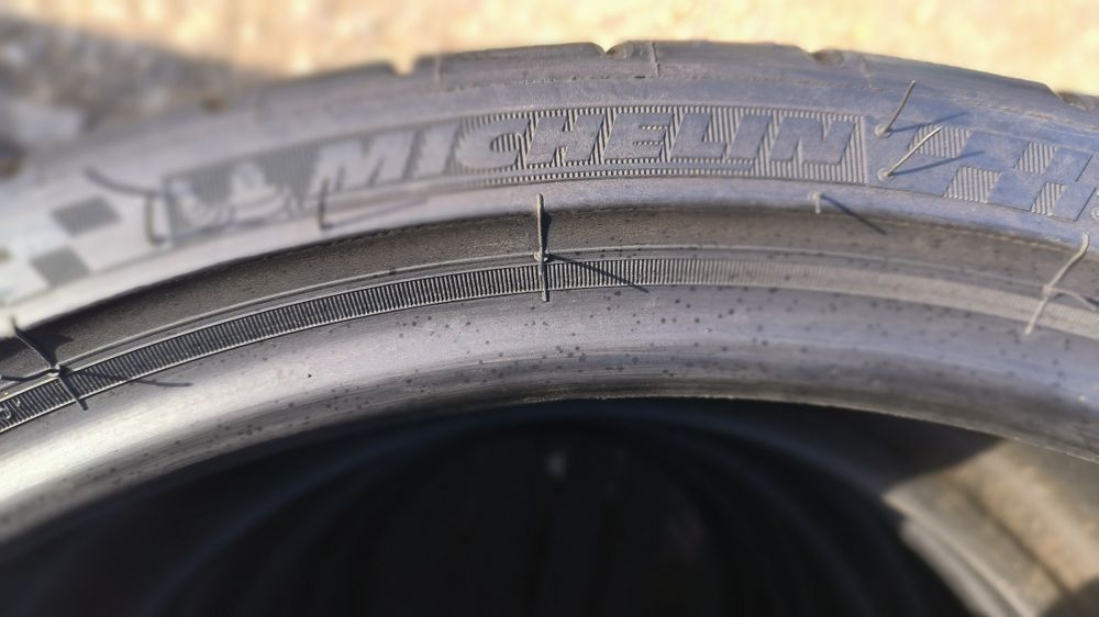 Резина 305.25.R20 i 265.30.R20.Ціна вказана за 1 шт.